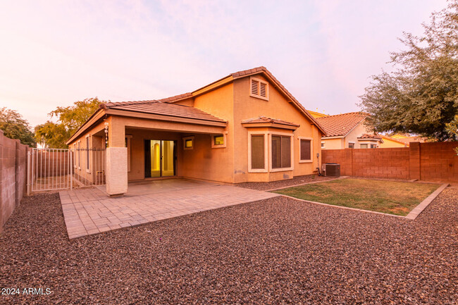 22219 E Via Del Rancho Rd in Queen Creek, AZ - Foto de edificio - Building Photo