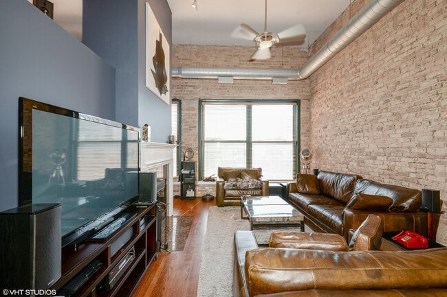 3151 N Lincoln Ave in Chicago, IL - Building Photo - Building Photo