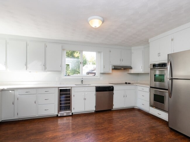 property at 65 Waldeck Rd