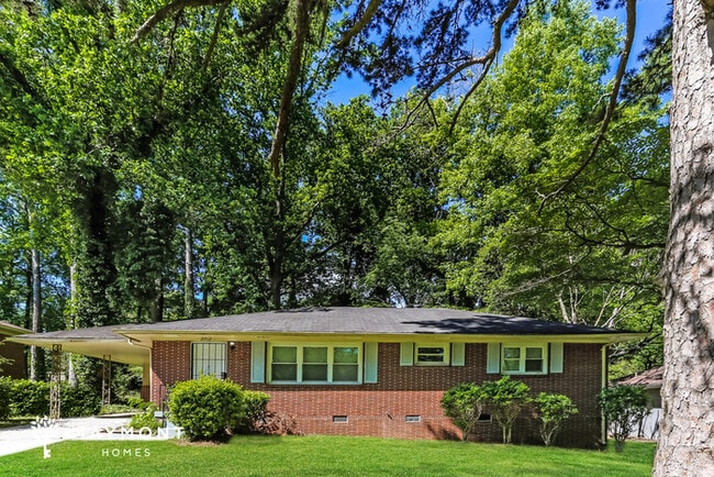 property at 2712 Cherry Laurel Ln SW