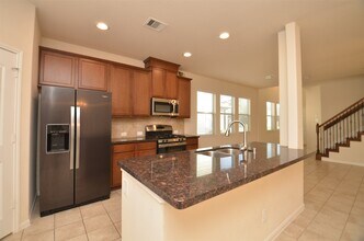 8335 Columbia Forest Dr in Houston, TX - Building Photo - Building Photo