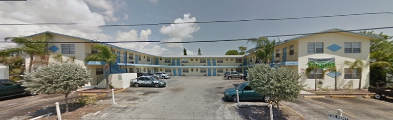 329 NW 7th St in Pompano Beach, FL - Foto de edificio