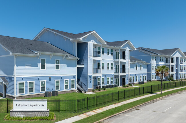 Renaissance at Lakeshore in Port Arthur, TX - Building Photo - Primary Photo