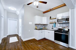 438 Pruitt Ave, Unit 1 in San Antonio, TX - Building Photo