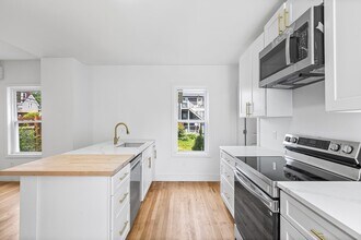 28 Clare Ave in Boston, MA - Building Photo - Building Photo