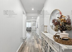 30207 Honor Ct in Menifee, CA - Building Photo - Building Photo