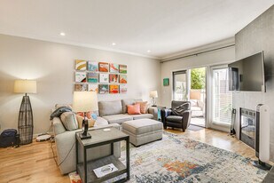 1284 University Ave, Unit SI FL1-ID1546265P in San Diego, CA - Building Photo