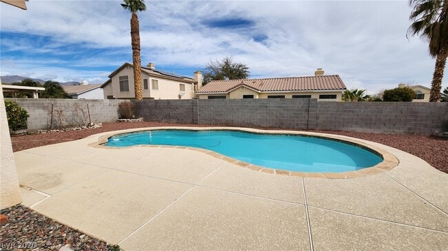 6126 Leaning Rock Ct in North Las Vegas, NV - Building Photo - Building Photo