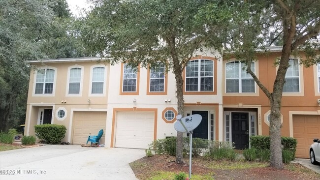 10462 Autumn Trace Rd