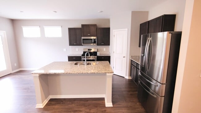 property at 3734 Rivermont Wy
