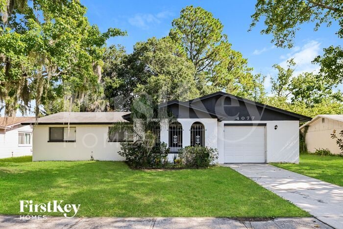 4077 Huntington Forest Blvd in Jacksonville, FL - Building Photo