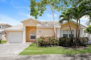 11242 SW 64th Ln in Miami, FL - Building Photo