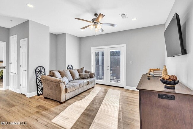 12088 Lamey Brg Rd, Unit Various in D'Iberville, MS - Foto de edificio - Building Photo