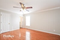 699 Hitchcock Way photo'