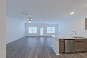 6148 Taramore Ln NW in Huntsville, AL - Building Photo - Building Photo