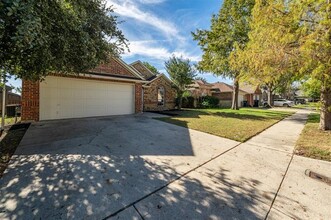 4834 Stetson Dr N in Fort Worth, TX - Building Photo - Building Photo