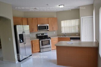 164 NW 207th Terrace in Pembroke Pines, FL - Building Photo - Building Photo