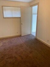 4500 San Carlos Ave-Unit -LOWER in Oakland, CA - Building Photo - Building Photo