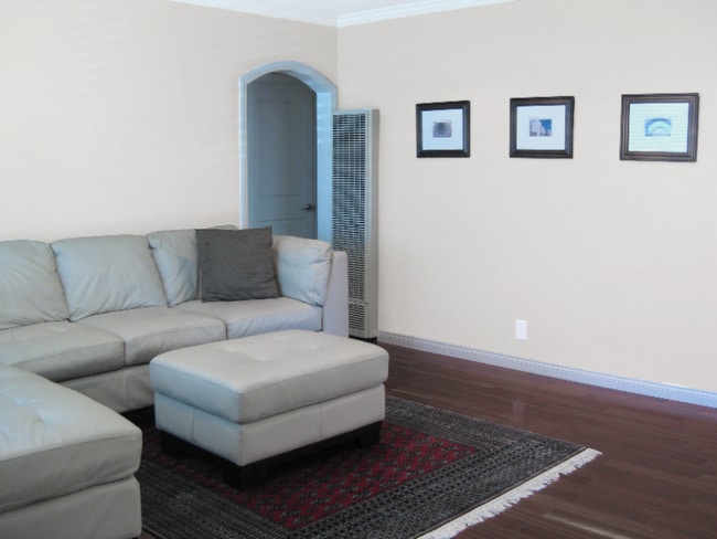 3542 Kelton Ave in Los Angeles, CA - Building Photo - Building Photo