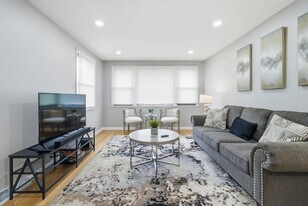 12804 W Playfield Dr in Midlothian, IL - Building Photo