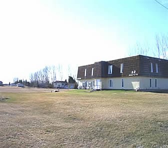 807 N Main St in Rolette, ND - Foto de edificio