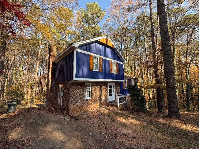 505 Westbrook Dr in Raleigh, NC - Foto de edificio - Building Photo