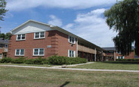 Palatine Park Apartments in Palatine, IL - Building Photo - Building Photo