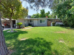 9824 Catawba Ave in Fontana, CA - Building Photo - Building Photo