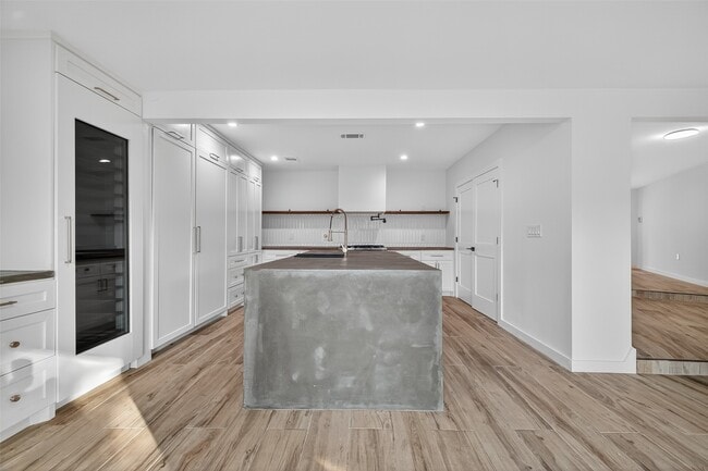 property at 3333 Calumet St