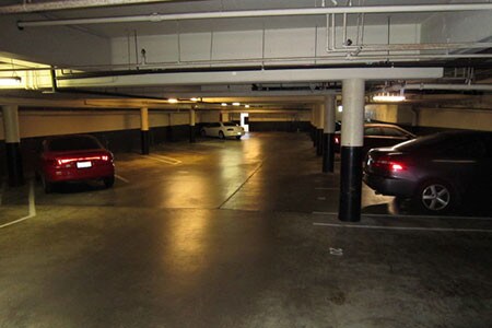 7010 Lanewood Ave-Unit -305 in Los Angeles, CA - Building Photo - Building Photo