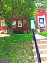 5638 Midwood Ave, Unit 1st Floor in Baltimore, MD - Building Photo