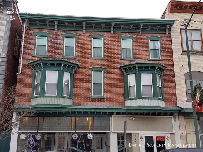 property at 624 Main St