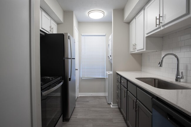 Enclave at Roswell in Roswell, GA - Building Photo - Building Photo