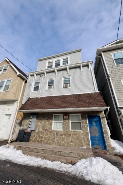 property at 41 Cedar St