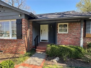 1505 S Mt Olive St in Siloam Springs, AR - Building Photo - Building Photo