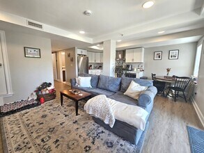 277 Webster St, Unit 1 in Boston, MA - Building Photo - Building Photo