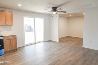 1808 N 66th Ave in Phoenix, AZ - Building Photo - Building Photo