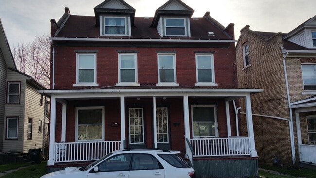 property at 253 N Spring St