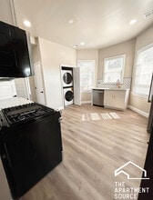 2820 N Ridgeway Ave, Unit 2 in Chicago, IL - Foto de edificio - Building Photo