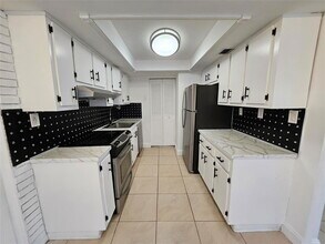 2118 NW 59th Terrace in Lauderhill, FL - Building Photo - Building Photo