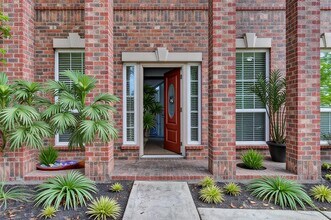 2409 Shorebrook Dr in Pearland, TX - Building Photo - Building Photo