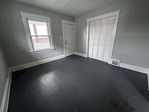 10008 Mt Auburn Ave in Cleveland, OH - Building Photo - Building Photo