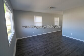 3206 Kenwood St in Hammond, IN - Building Photo - Building Photo