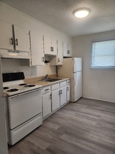 4835 N Old Laurens Rd in Gray Court, SC - Building Photo - Building Photo