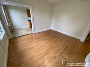 235 Park Dr, Unit 1 in Boston, MA - Foto de edificio - Building Photo