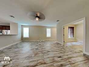 2639 N Walker Way in Phoenix, AZ - Building Photo - Building Photo