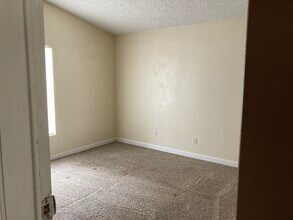 5021 N Pinon Dr in Prescott Valley, AZ - Building Photo - Building Photo