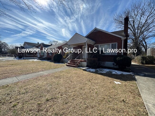 3306 Collingwood St NE in Roanoke, VA - Building Photo - Building Photo