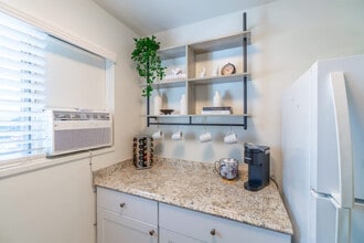 734 Vine St in Reno, NV - Building Photo - Building Photo