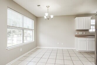 4471 Bishop Hills Dr in Memphis, TN - Building Photo - Building Photo